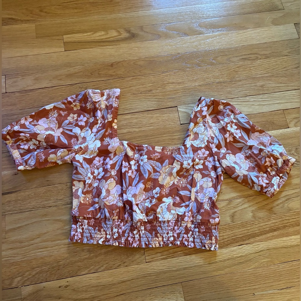 ROXY Floral Puff Sleeve Crop Top